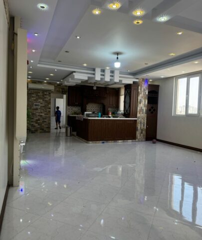 آپارتمان 107 متری با پارکینگ و انباری در تهران منطقه 20