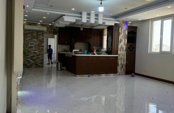 آپارتمان 107 متری با پارکینگ و انباری در تهران منطقه 20