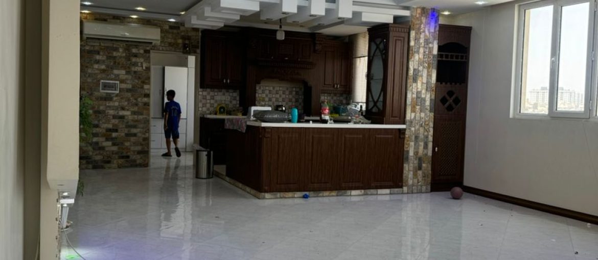 آپارتمان 107 متری با پارکینگ و انباری در تهران منطقه 20