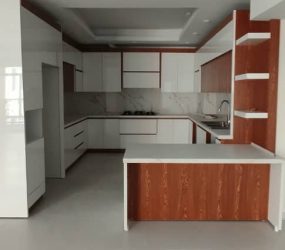 فروش آپارتمان 150 متری فول امکانات با پارکینگ و انباری در کرج بلوار ماهان